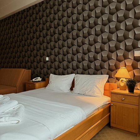 קופרס Hotel Kupres מראה חיצוני תמונה